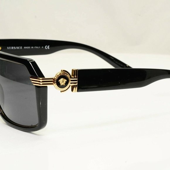 Versace Men's Black Medusa Sunglasses Full Set - Picture 6 of 8